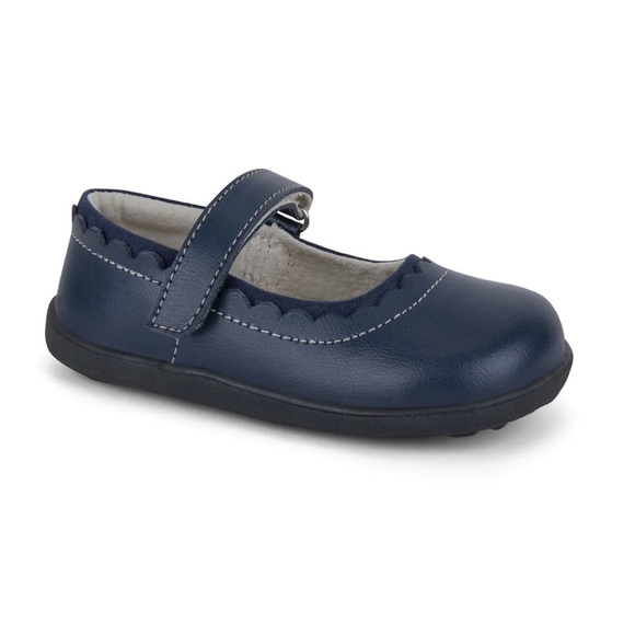 Navy flats - Picture 1 of 5